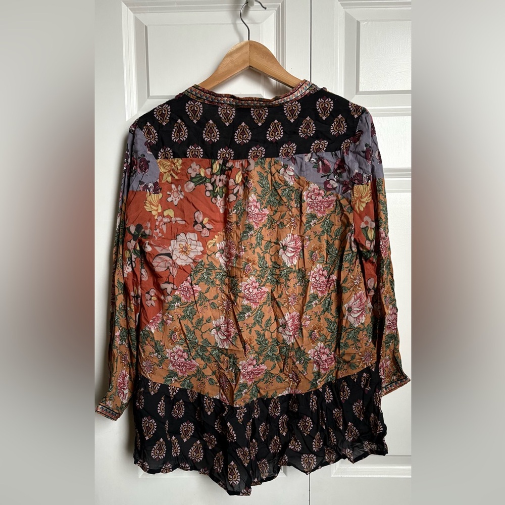 Feathers By Tolani / Multicolor Floral Boho Blouse / M View 5